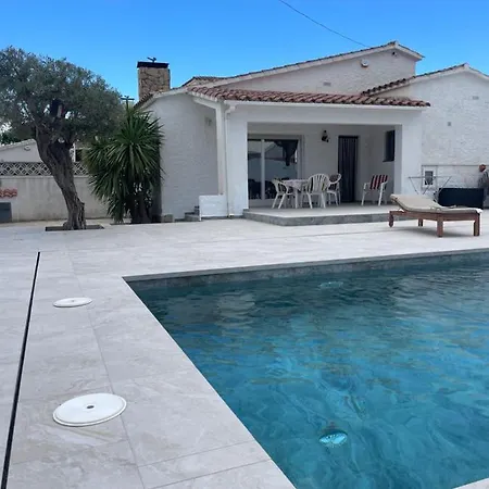 Welcs -046- Con Piscina Holiday home Empuriabrava